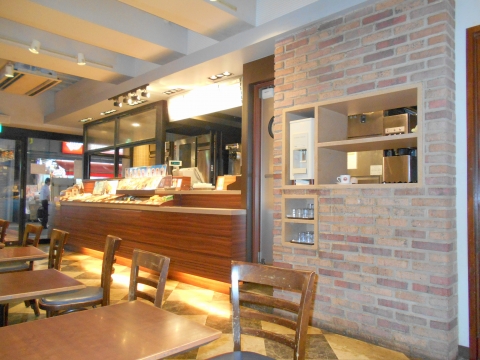 神奈川県川崎市中原区木月１丁目にあるカフェ「サンマルクカフェ　神奈川元住吉店」 店内
