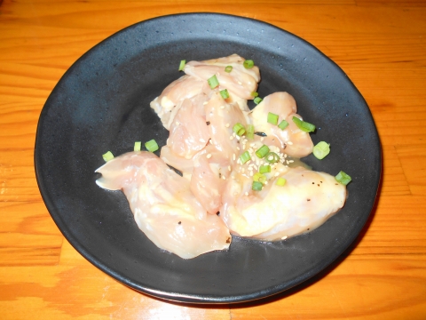 東武スカイツリーラインせんげん台駅を最寄駅とする埼玉県越谷市千間台東１丁目にある七輪焼肉安安せんげん台店のせせり