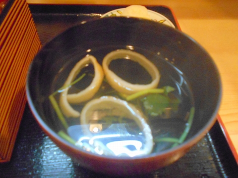 東武スカイツリーラインのせんげん台駅近くの埼玉県越谷市千間台西1丁目にある鰻と割烹うな由のうな重（松）肝吸い