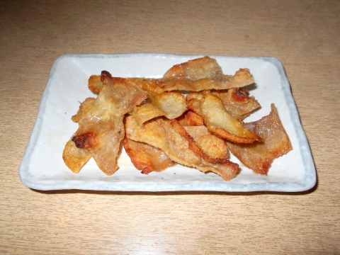 f:id:morigen1:20171023171247j:plain 都営大江戸線の練馬春日町駅を最寄駅とする東京都練馬区高松1丁目にある鶏料理居酒屋の国産レモンと鶏の店とり八の鳥皮