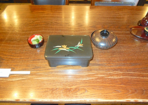 京急本線及び京急大師線の京急川崎駅近くの神奈川県川崎市川崎区砂子1丁目にある鰻割烹の鰻まるだいのうなぎ重の松 京急本線及び京急大師線の京急川崎駅近くの神奈川県川崎市川崎区砂子1丁目にある鰻割烹の鰻まるだいのうなぎ重の松