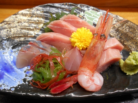 f:id:morigen1:20171118191728j:plain 埼玉県春日部市大場にある居酒屋「海食 さが野」上刺身定食の刺身