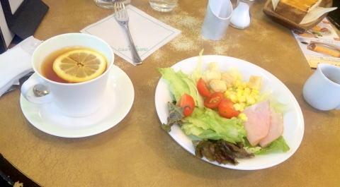 都営大江戸線の光が丘駅を最寄駅とする東京都練馬区光が丘5丁目にあるコーヒーハウス・シャノアール