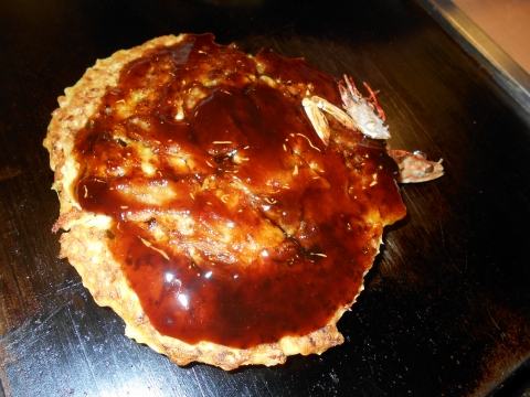 石川県金沢市堀川新町にあるお好み焼き店「千房　金沢フォーラス店」千房焼