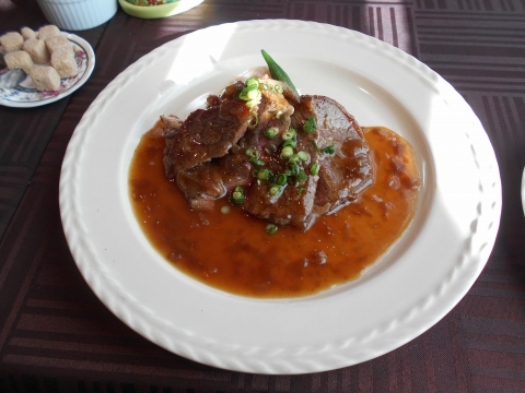 埼玉県さいたま市岩槻区加倉3丁目にある洋食店「Bon Appetit Pico 俺の洋食 ボナペティ・ピコ 岩槻店」 埼玉県さいたま市岩槻区加倉3丁目にある洋食店「ボナペティ・ピコ」リブステーキ