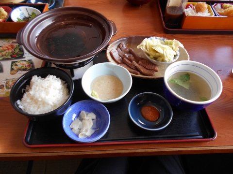 f:id:morigen1:20180203064400j:plain 東武スカイツリーラインの大袋駅を最寄駅とする埼玉県越谷市大里にある和食ファミリーレストラン夢庵越谷大里店の仙台名物牛タン御膳