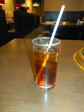 都営大江戸線の光が丘駅と練馬春日町駅を最寄駅とする東京都練馬区高松4丁目にある焼肉店かるび家光が丘店のウーロン茶