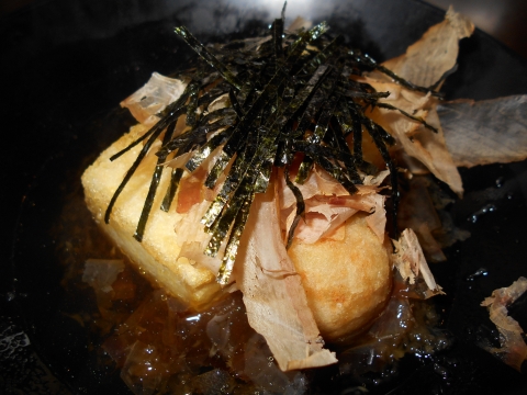 埼玉県越谷市大泊にある割烹料理店「割烹 佳瑞」豆腐と里芋の揚げ出し