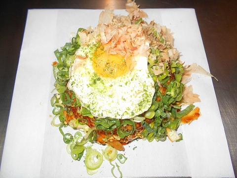 東急東横線と東急目黒線の元住吉駅を最寄駅とする神奈川県川崎市中原区木月3丁目にあるお好み焼きのお店ぼちぼち元住吉駅前店のぼちぼち焼き 東急東横線と東急目黒線の元住吉駅を最寄駅とする神奈川県川崎市中原区木月3丁目にあるお好み焼きのお店ぼちぼち元住吉駅前店のぼちぼち焼き