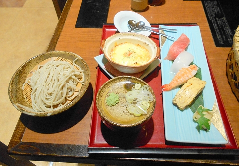  茨城県古河市駒羽根にある和食ファミリーレストラン「家族レストラン  坂東太郎　古河総本店」レディース膳