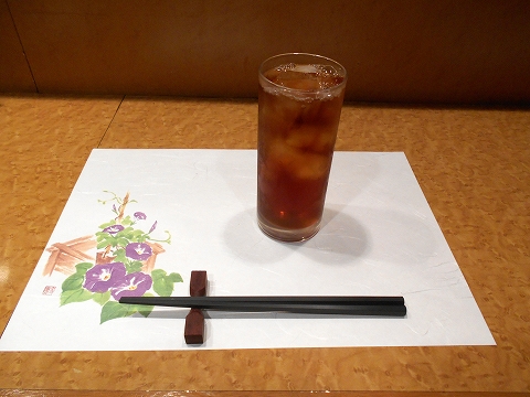 f:id:morigen1:20180801060827j:plain "東京都練馬区練馬4丁目、西武豊島線、都営大江戸線の豊島園駅近くにある割烹いちかのウーロン茶/