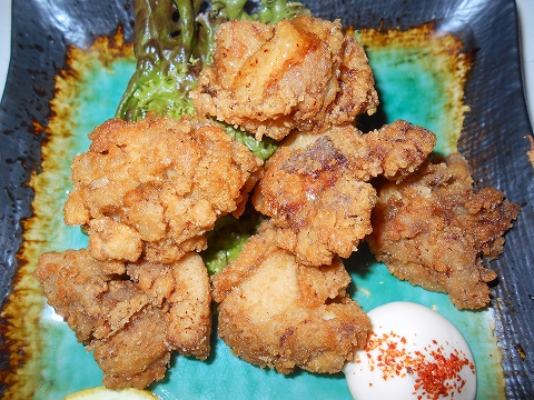 f:id:morigen1:20180801060953j:plain "東京都練馬区練馬4丁目、西武豊島線、都営大江戸線の豊島園駅近くにある割烹いちかの大山若鶏の唐揚げのアップ/