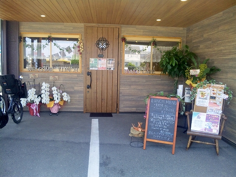 "埼玉県越谷市千間台東の東武スカイツリーラインのせんげん台駅近くにあるpianocafe美時音の外観/