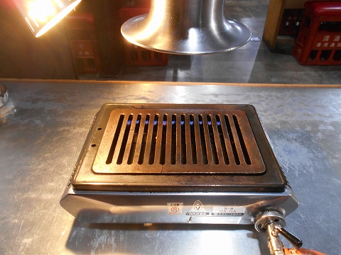 都営大江戸線の清澄白河駅近くの東京都江東区清澄2丁目にある焼肉店ドラゴ横綱通り店の店内 都営大江戸線の清澄白河駅近くの東京都江東区清澄2丁目にある焼肉店ドラゴ横綱通り店の店内