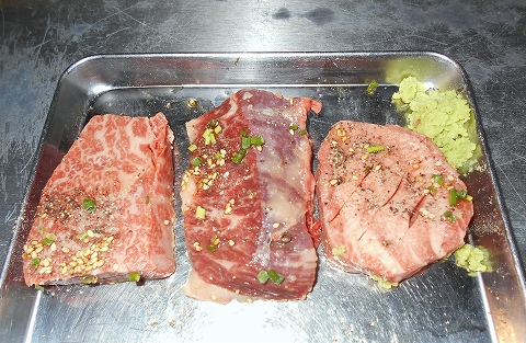 都営大江戸線の清澄白河駅近くの東京都江東区清澄2丁目にある焼肉店ドラゴ横綱通り店のガリタ盛のブ厚いヒレとブ厚いハラミとブ厚いタン塩 都営大江戸線の清澄白河駅近くの東京都江東区清澄2丁目にある焼肉店ドラゴ横綱通り店のガリタ盛のブ厚いヒレとブ厚いハラミとブ厚いタン塩