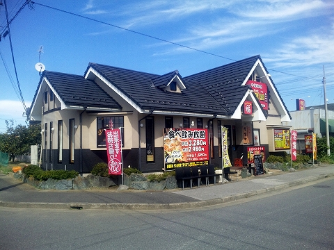 埼玉県春日部市本田町１丁目にある中華料理店「豊龍園　春日部店」外観