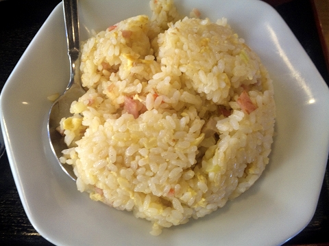 埼玉県春日部市本田町１丁目にある中華料理店「豊龍園　春日部店」炒飯