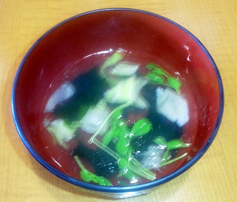 洋食エリーゼ　えいすけ　サーロインステーキ定食の鶏のブイヨンスープ