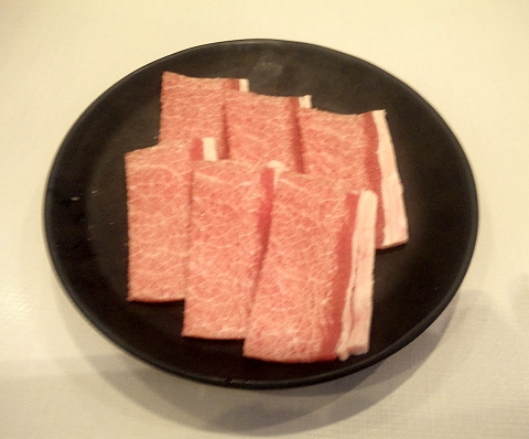 埼玉県春日部市大畑にある焼肉店「じゅうじゅうカルビ　春日部武里店」平日ランチ食べ放題の柔らかロース（もも）