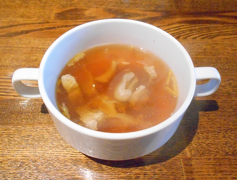 埼玉県越谷市千間台東１丁目にある鉄板ピストロのお店「la planche  ラ・プランシュ」ランチのスープ