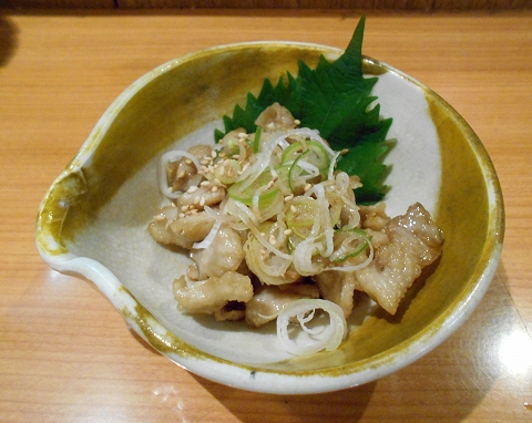 東京都練馬区練馬４丁目 ある焼鳥店「笑天やきとり 一輝」トリカワポン酢
