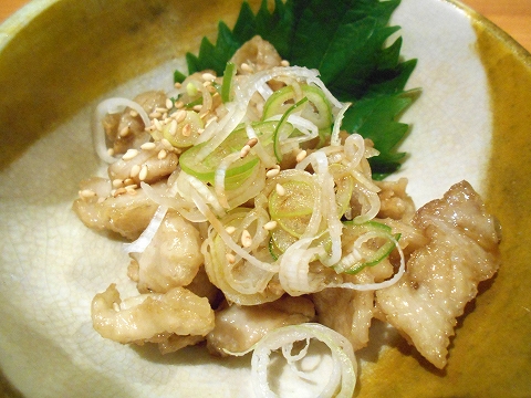 東京都練馬区練馬４丁目 ある焼鳥店「笑天やきとり 一輝」トリカワポン酢