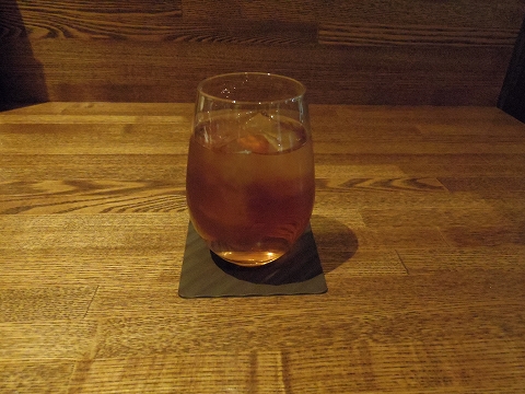 埼玉県越谷市千間台東１丁目にある鉄板ビストロのお店「la planche  ラ・プランシュ」ランチのドリンク（ウーロン茶）