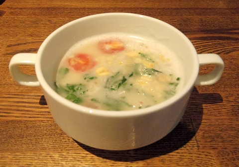 埼玉県越谷市千間台東１丁目にある鉄板ビストロのお店「la planche  ラ・プランシュ」ランチのスープ