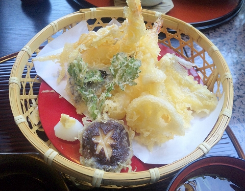 埼玉県越谷市宮本町にある和食、日本料理、会席、懐石の「和食処　大花亭」天ぷら御膳の天ぷら