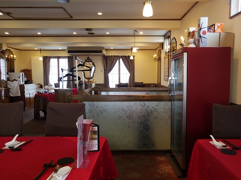 埼玉県越谷市登戸町にある中華料理店「ヌーベルシノワ Ishibashi」店内 埼玉県越谷市登戸町にある中華料理店「ヌーベルシノワ Ishibashi」店内