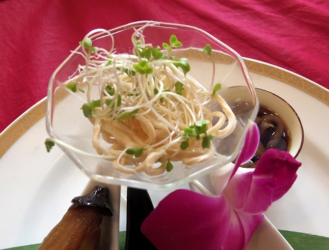 埼玉県越谷市登戸町にある中華料理店「ヌーベルシノワ Ishibashi」水晶 前菜盛り合わせ 埼玉県越谷市登戸町にある中華料理店「ヌーベルシノワ Ishibashi」水晶 前菜盛り合わせ