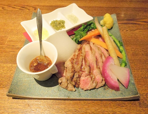 la planche  ラ・プランシュ　ランチプレート（アンガス牛サーロインステーキ）