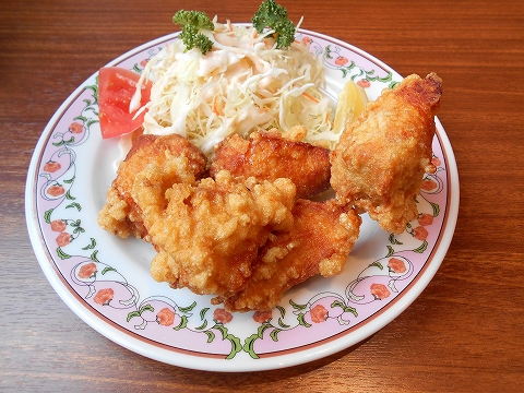 埼玉県春日部市豊町４丁目にある中華料理店「餃子の王将　春日部ユリノキ通り店」鶏の唐揚