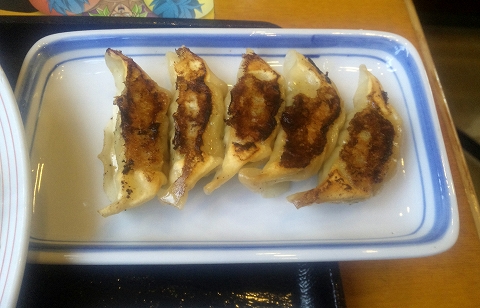 埼玉県越谷市千間台東3丁目にある長崎ちゃんぽんの「リンガーハット 埼玉せんげん台店」餃子 埼玉県越谷市千間台東3丁目にある長崎ちゃんぽんの「リンガーハット 埼玉せんげん台店」餃子
