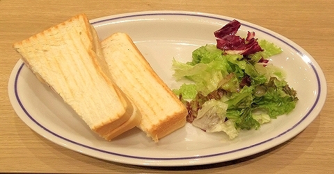 神奈川県川崎市川崎区砂子２丁目にあるカフェ「EXCELSIOR CAFFE　エクセルシオール カフェ バリスタ ホテルサンルート川崎店」ハムチーズサンドプレート