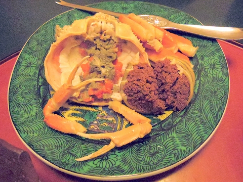 石川県金沢市末町の犀川温泉にある料理温泉旅館「滝亭」香箱蟹 石川県金沢市末町の犀川温泉にある料理温泉旅館「滝亭」香箱蟹