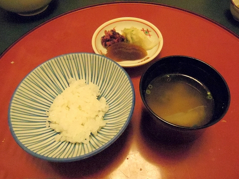 f:id:morigen1:20190126201925j:plain 石川県金沢市末町の犀川温泉にある料理温泉旅館「滝亭」