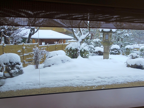 f:id:morigen1:20190126233201j:plain 石川県金沢市末町の犀川温泉にある料理温泉旅館「滝亭」