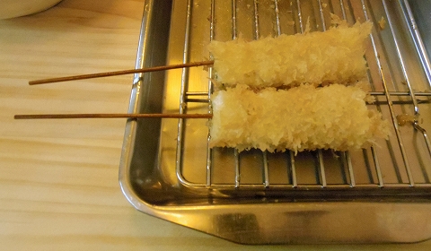 東京都新宿区中落合１丁目にある串揚げ、串かつのお店「串かつ源」子持ち昆布