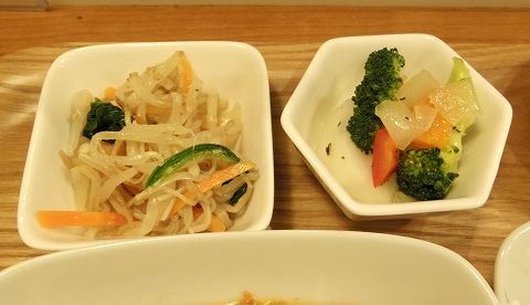 神奈川県川崎市中原区木月２丁目にある自然食のお店「木月キッチン」お惣菜