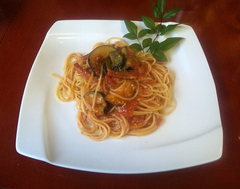 埼玉県所沢市北野３丁目にあるイタリアンのお店「北野の森」ナスとベーコンのアラビアータ