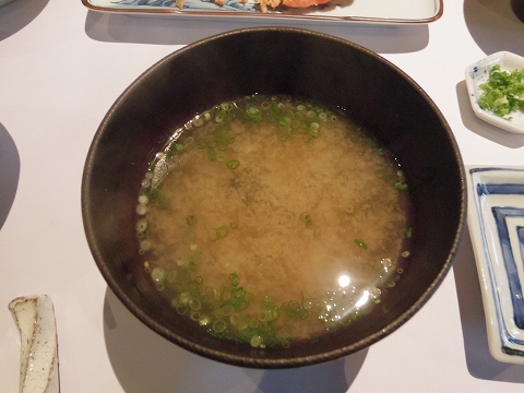 石川県加賀市山代温泉にある温泉旅館「べにや無何有」 石川県加賀市山代温泉にある温泉旅館「べにや無何有」朝食 しじみのみそ汁