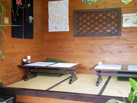 茨城県水戸市見川町にある洋食店「レストハウス時代屋」店内 茨城県水戸市見川町にある洋食店「レストハウス時代屋」店内
