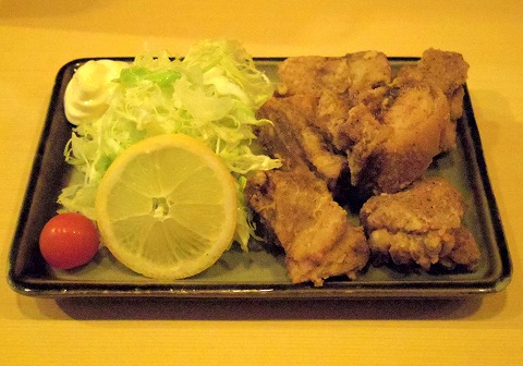 東京都練馬区田柄2丁目にある居酒屋「居酒屋フルスイング」鳥モモ唐揚げ 東京都練馬区田柄2丁目にある居酒屋「居酒屋フルスイング」鳥モモ唐揚げ