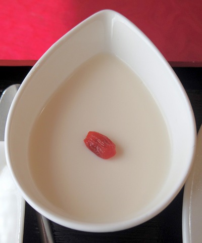 埼玉県越谷市千間台西４丁目にある「中華料理　喜」デザート（杏仁豆腐）