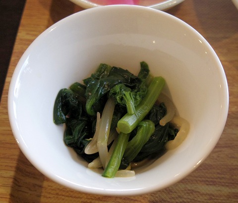 埼玉県入間市下藤沢にあるカフェ、ダイニングの「MAY 30.」和風ハンバーグ盛合定食の小鉢