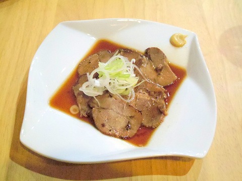 東京都練馬区田柄４丁目にある居酒屋「酒場B104」炙りチャーシュー