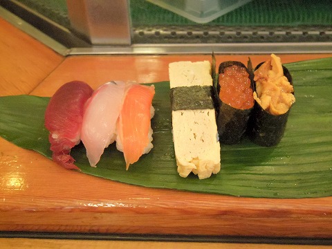 神奈川県川崎市川崎区砂子２丁目にある鮨店「鮨処 祭 川崎仲見世店」にぎり1.5人前