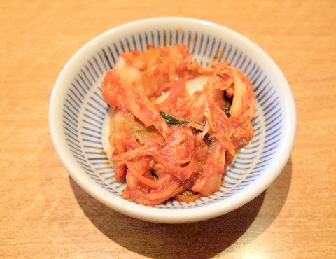f:id:morigen1:20190401142558j:plain 埼玉県さいたま市北区宮原町2丁目にある焼肉店「和牛焼肉 凱旋門 宮原店」大盛焼肉定食のキムチ
