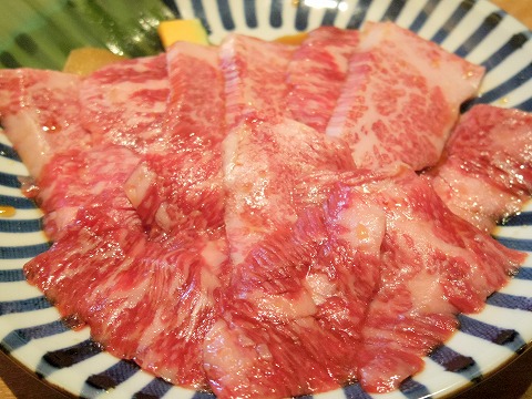 f:id:morigen1:20190401142607j:plain 埼玉県さいたま市北区宮原町2丁目にある焼肉店「和牛焼肉 凱旋門 宮原店」大盛焼肉定食の焼肉
